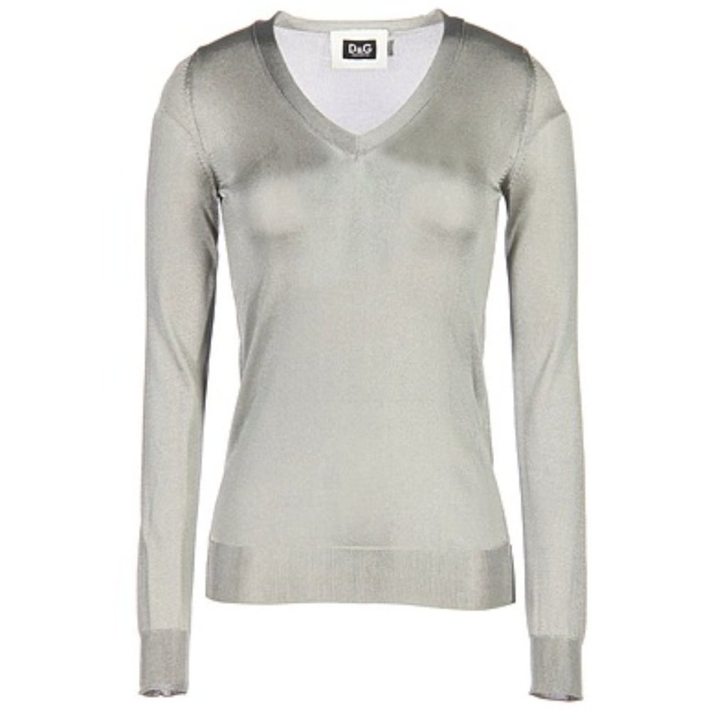 D&G Dolce and Gabbana beautiful silver gray  Vneck jumper XS-S